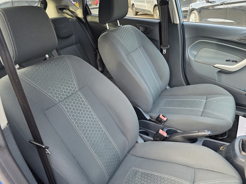 Ford Fiesta 1.6 Titanium Hatchback 5dr Petrol Manual (139 g/km, 118 bhp) - U2409
