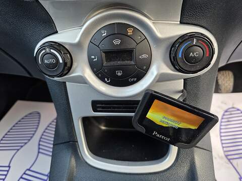 Ford Fiesta 1.6 Titanium Hatchback 5dr Petrol Manual (139 g/km, 118 bhp) - U2409