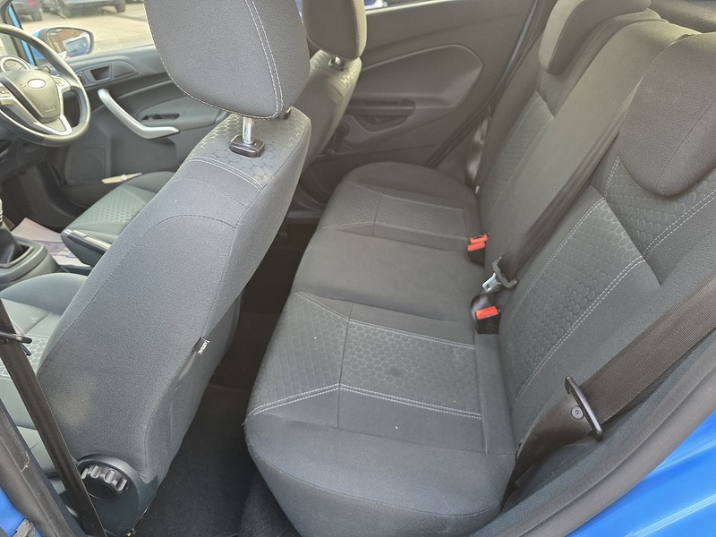 Ford Fiesta 1.6 Titanium Hatchback 5dr Petrol Manual (139 g/km, 118 bhp) - U2409