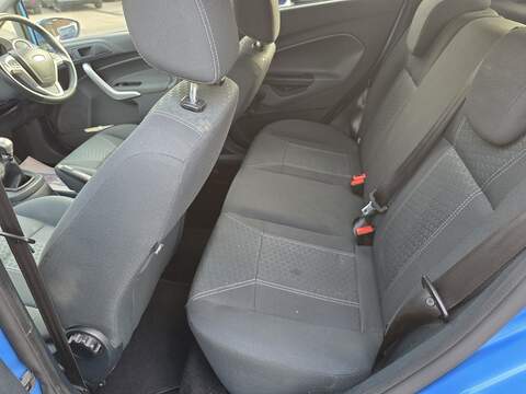 Ford Fiesta 1.6 Titanium Hatchback 5dr Petrol Manual (139 g/km, 118 bhp) - U2409