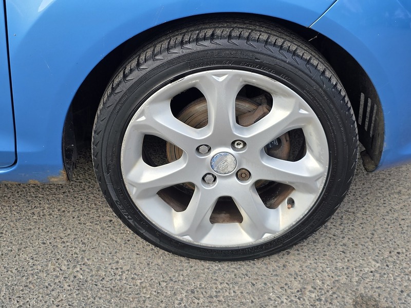 Ford Fiesta 1.6 Titanium Hatchback 5dr Petrol Manual (139 g/km, 118 bhp) - U2409