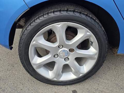 Ford Fiesta 1.6 Titanium Hatchback 5dr Petrol Manual (139 g/km, 118 bhp) - U2409