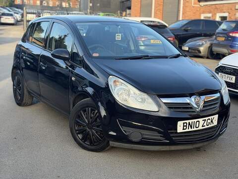Vauxhall Corsa 1.2i ecoFLEX 16v Exclusiv Hatchback 5dr Petrol Easytronic (119 g/km, 84 bhp) - U2410