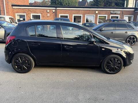 Vauxhall Corsa 1.2i ecoFLEX 16v Exclusiv Hatchback 5dr Petrol Easytronic (119 g/km, 84 bhp) - U2410