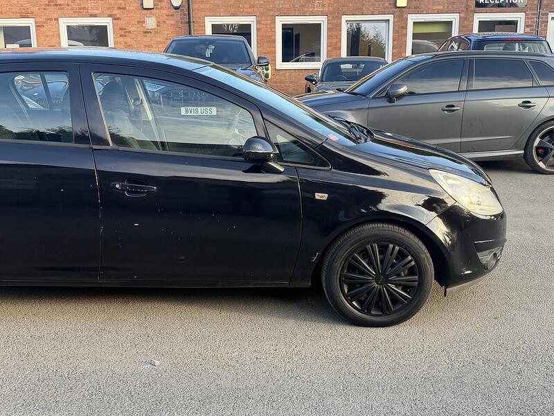 Vauxhall Corsa 1.2i ecoFLEX 16v Exclusiv Hatchback 5dr Petrol Easytronic (119 g/km, 84 bhp) - U2410