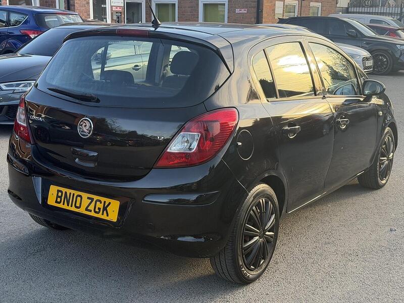 Vauxhall Corsa 1.2i ecoFLEX 16v Exclusiv Hatchback 5dr Petrol Easytronic (119 g/km, 84 bhp) - U2410
