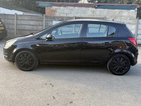 Vauxhall Corsa 1.2i ecoFLEX 16v Exclusiv Hatchback 5dr Petrol Easytronic (119 g/km, 84 bhp) - U2410