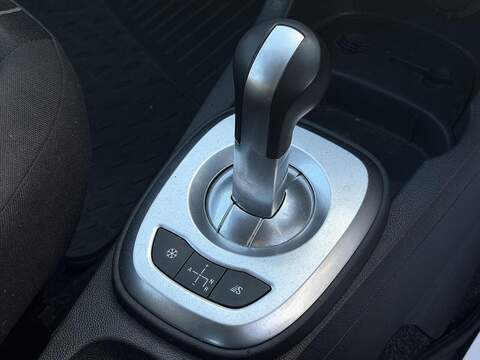 Vauxhall Corsa 1.2i ecoFLEX 16v Exclusiv Hatchback 5dr Petrol Easytronic (119 g/km, 84 bhp) - U2410