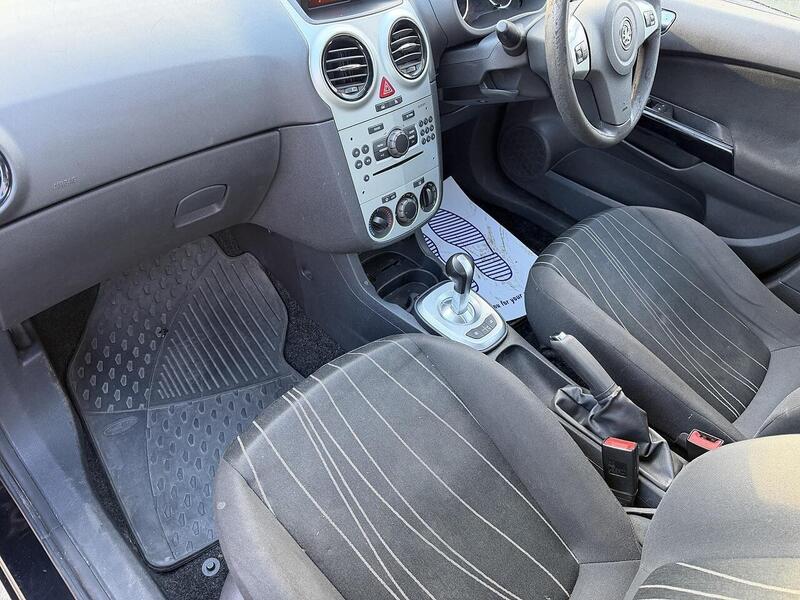 Vauxhall Corsa 1.2i ecoFLEX 16v Exclusiv Hatchback 5dr Petrol Easytronic (119 g/km, 84 bhp) - U2410