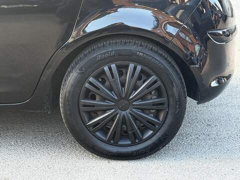 Vauxhall Corsa 1.2i ecoFLEX 16v Exclusiv Hatchback 5dr Petrol Easytronic (119 g/km, 84 bhp) - U2410