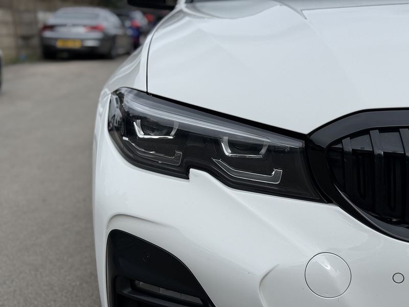 BMW 3 Series 2.0 330e 12kWh M Sport Touring 5dr Petrol Plug-in Hybrid Auto Euro 6 (s/s) (292 ps) - U2411