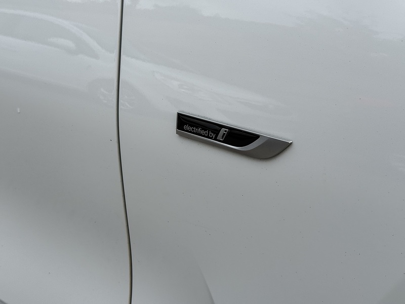 BMW 3 Series 2.0 330e 12kWh M Sport Touring 5dr Petrol Plug-in Hybrid Auto Euro 6 (s/s) (292 ps) - U2411