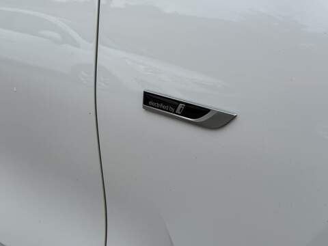 BMW 3 Series 2.0 330e 12kWh M Sport Touring 5dr Petrol Plug-in Hybrid Auto Euro 6 (s/s) (292 ps) - U2411