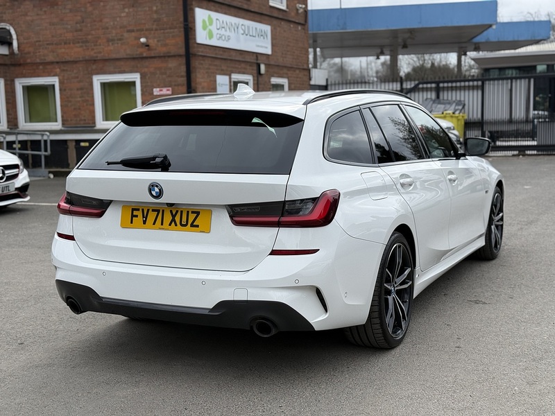 BMW 3 Series 2.0 330e 12kWh M Sport Touring 5dr Petrol Plug-in Hybrid Auto Euro 6 (s/s) (292 ps) - U2411