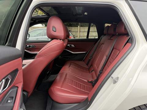 BMW 3 Series 2.0 330e 12kWh M Sport Touring 5dr Petrol Plug-in Hybrid Auto Euro 6 (s/s) (292 ps) - U2411