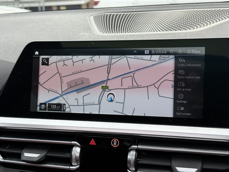 BMW 3 Series 2.0 330e 12kWh M Sport Touring 5dr Petrol Plug-in Hybrid Auto Euro 6 (s/s) (292 ps) - U2411