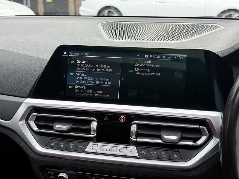 BMW 3 Series 2.0 330e 12kWh M Sport Touring 5dr Petrol Plug-in Hybrid Auto Euro 6 (s/s) (292 ps) - U2411