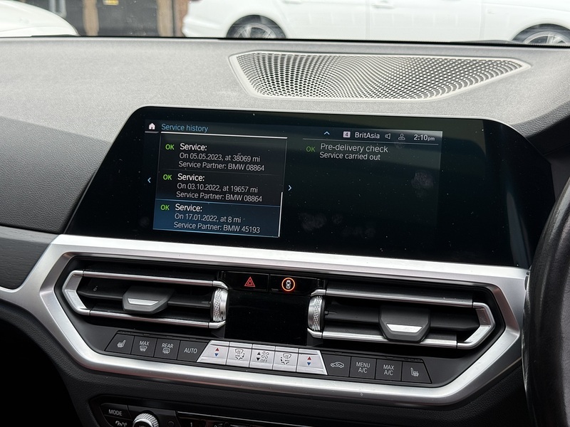 BMW 3 Series 2.0 330e 12kWh M Sport Touring 5dr Petrol Plug-in Hybrid Auto Euro 6 (s/s) (292 ps) - U2411