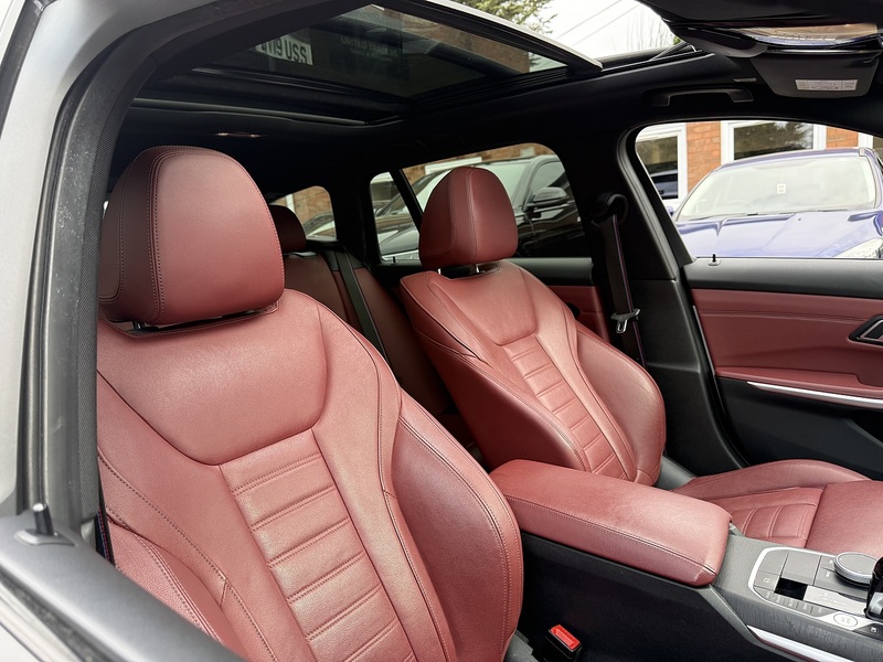 BMW 3 Series 2.0 330e 12kWh M Sport Touring 5dr Petrol Plug-in Hybrid Auto Euro 6 (s/s) (292 ps) - U2411