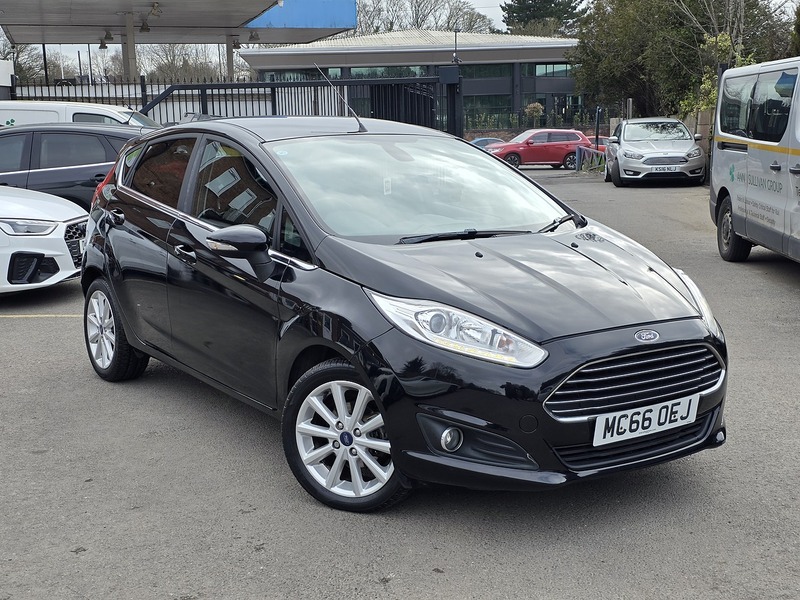 Ford Fiesta 1.0T EcoBoost Titanium Hatchback 5dr Petrol Powershift Euro 6 (100 ps) - U2412