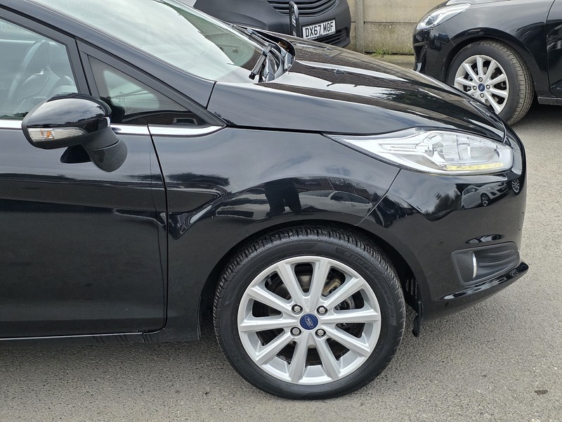 Ford Fiesta 1.0T EcoBoost Titanium Hatchback 5dr Petrol Powershift Euro 6 (100 ps) - U2412