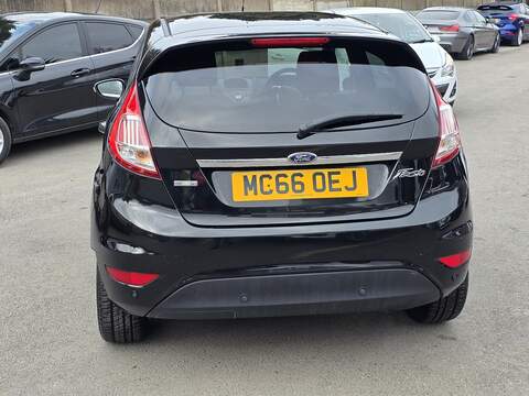 Ford Fiesta 1.0T EcoBoost Titanium Hatchback 5dr Petrol Powershift Euro 6 (100 ps) - U2412