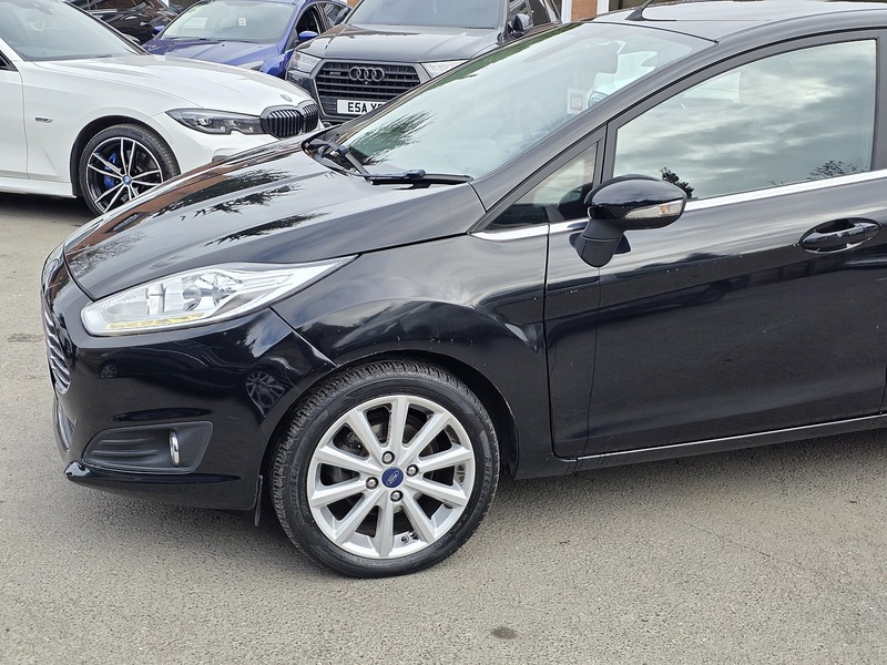 Ford Fiesta 1.0T EcoBoost Titanium Hatchback 5dr Petrol Powershift Euro 6 (100 ps) - U2412