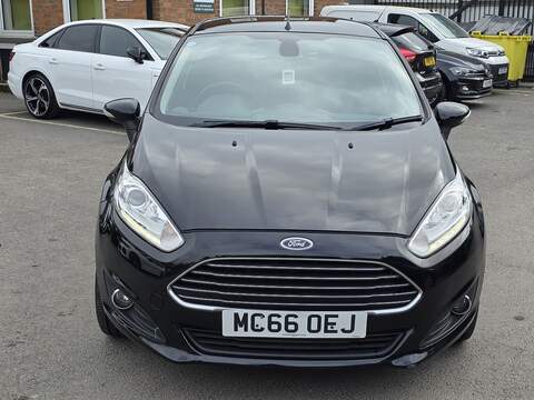 Ford Fiesta 1.0T EcoBoost Titanium Hatchback 5dr Petrol Powershift Euro 6 (100 ps) - U2412