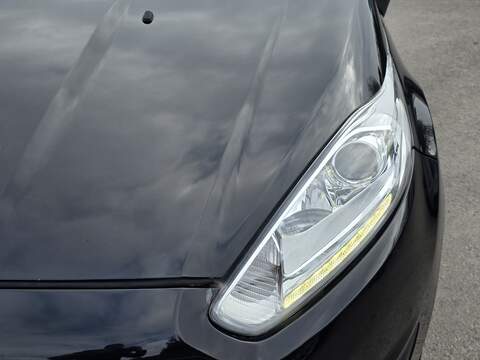 Ford Fiesta 1.0T EcoBoost Titanium Hatchback 5dr Petrol Powershift Euro 6 (100 ps) - U2412