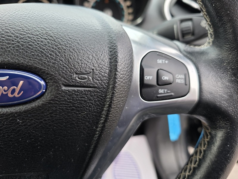 Ford Fiesta 1.0T EcoBoost Titanium Hatchback 5dr Petrol Powershift Euro 6 (100 ps) - U2412