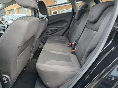 Ford Fiesta 1.0T EcoBoost Titanium Hatchback 5dr Petrol Powershift Euro 6 (100 ps) - U2412