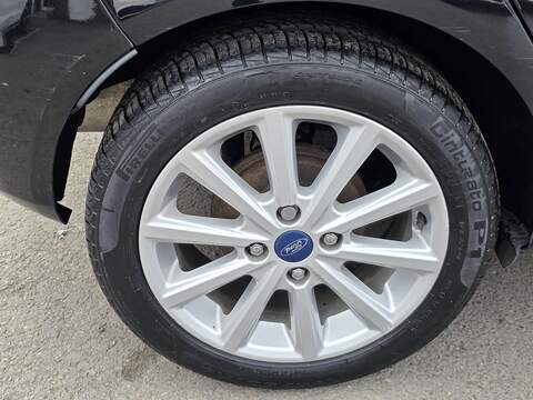 Ford Fiesta 1.0T EcoBoost Titanium Hatchback 5dr Petrol Powershift Euro 6 (100 ps) - U2412