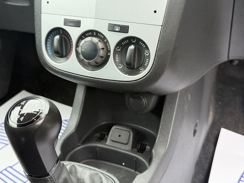 Vauxhall Corsa 1.0 ecoFLEX 12V S Hatchback 3dr Petrol Manual Euro 5 (65 ps) - U2413