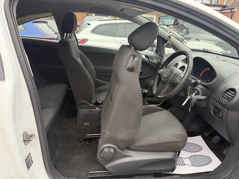 Vauxhall Corsa 1.0 ecoFLEX 12V S Hatchback 3dr Petrol Manual Euro 5 (65 ps) - U2413