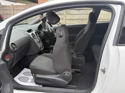 Vauxhall Corsa 1.0 ecoFLEX 12V S Hatchback 3dr Petrol Manual Euro 5 (65 ps) - U2413