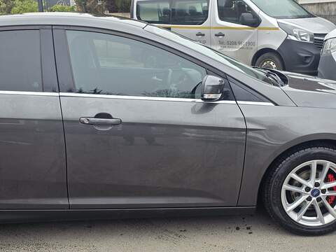 Ford Focus 1.0T EcoBoost Zetec Hatchback 5dr Petrol Auto Euro 6 (s/s) (125 ps) - U2415