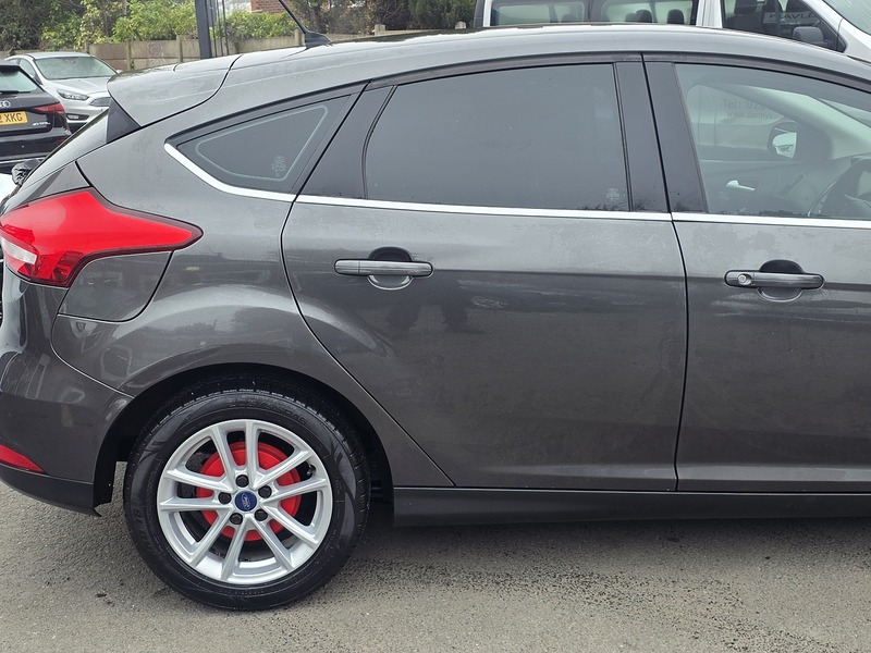 Ford Focus 1.0T EcoBoost Zetec Hatchback 5dr Petrol Auto Euro 6 (s/s) (125 ps) - U2415