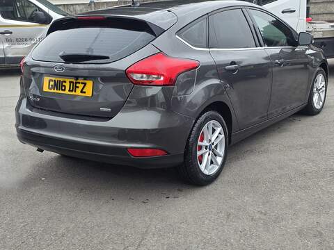 Ford Focus 1.0T EcoBoost Zetec Hatchback 5dr Petrol Auto Euro 6 (s/s) (125 ps) - U2415