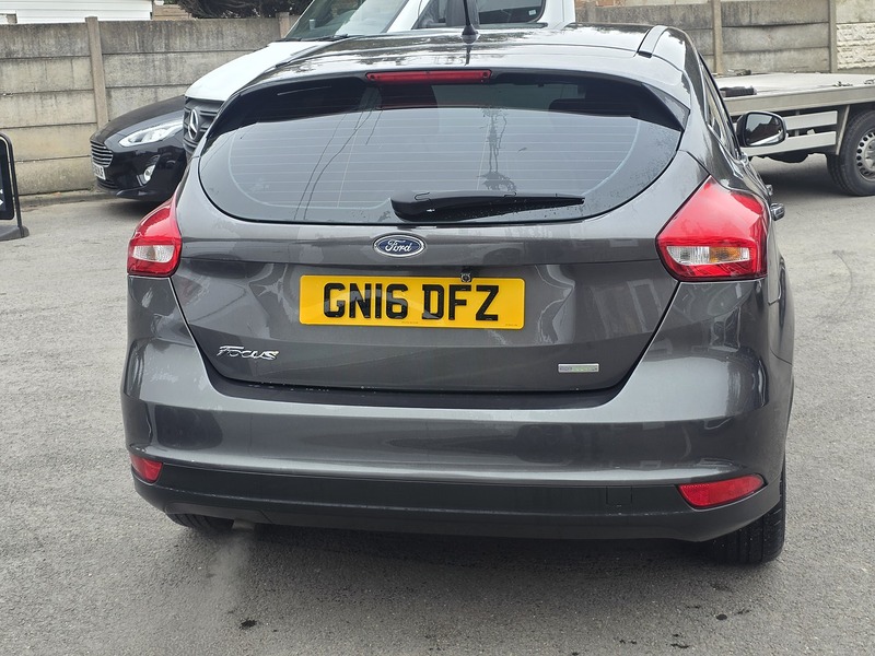 Ford Focus 1.0T EcoBoost Zetec Hatchback 5dr Petrol Auto Euro 6 (s/s) (125 ps) - U2415