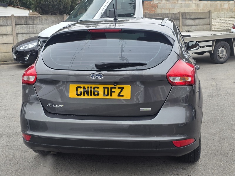 Ford Focus 1.0T EcoBoost Zetec Hatchback 5dr Petrol Auto Euro 6 (s/s) (125 ps) - U2415
