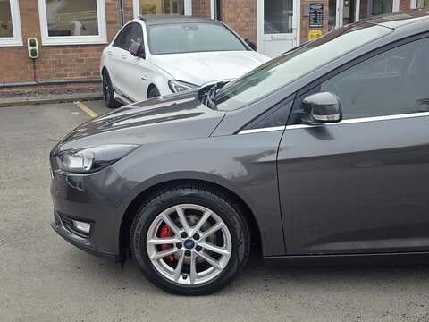 Ford Focus 1.0T EcoBoost Zetec Hatchback 5dr Petrol Auto Euro 6 (s/s) (125 ps) - U2415