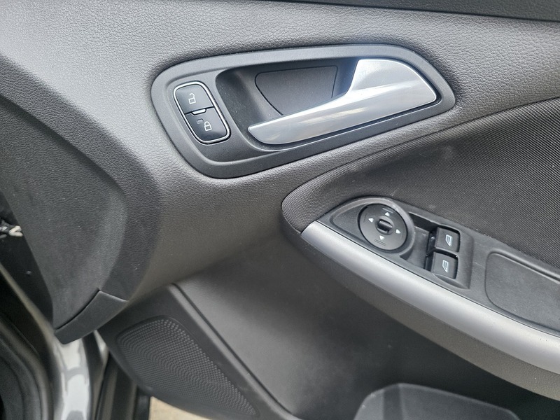 Ford Focus 1.0T EcoBoost Zetec Hatchback 5dr Petrol Auto Euro 6 (s/s) (125 ps) - U2415