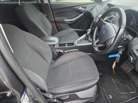 Ford Focus 1.0T EcoBoost Zetec Hatchback 5dr Petrol Auto Euro 6 (s/s) (125 ps) - U2415