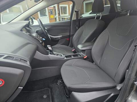Ford Focus 1.0T EcoBoost Zetec Hatchback 5dr Petrol Auto Euro 6 (s/s) (125 ps) - U2415