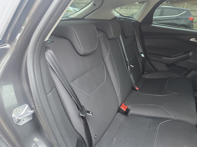 Ford Focus 1.0T EcoBoost Zetec Hatchback 5dr Petrol Auto Euro 6 (s/s) (125 ps) - U2415