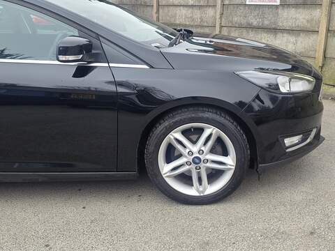 Ford Focus 1.0T EcoBoost Titanium Hatchback 5dr Petrol Auto Euro 6 (s/s) (125 ps) - U2416