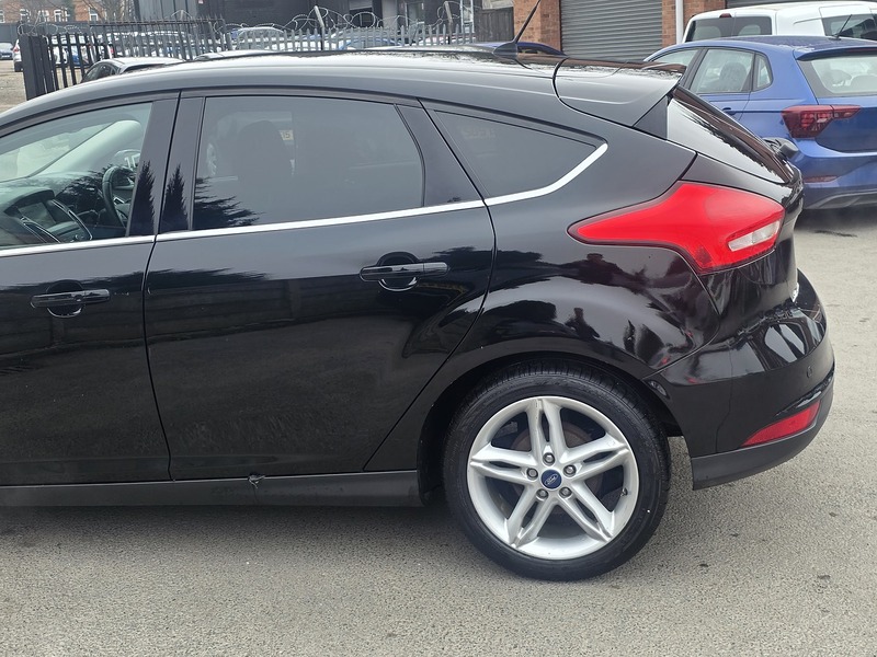 Ford Focus 1.0T EcoBoost Titanium Hatchback 5dr Petrol Auto Euro 6 (s/s) (125 ps) - U2416