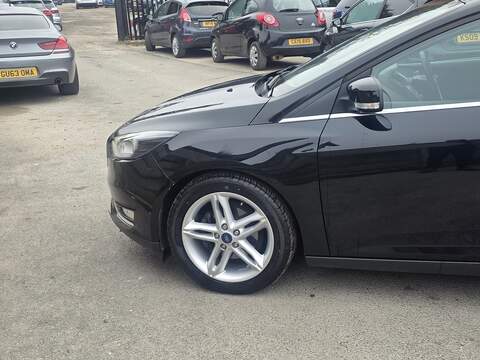 Ford Focus 1.0T EcoBoost Titanium Hatchback 5dr Petrol Auto Euro 6 (s/s) (125 ps) - U2416
