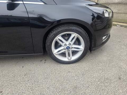 Ford Focus 1.0T EcoBoost Titanium Hatchback 5dr Petrol Auto Euro 6 (s/s) (125 ps) - U2416