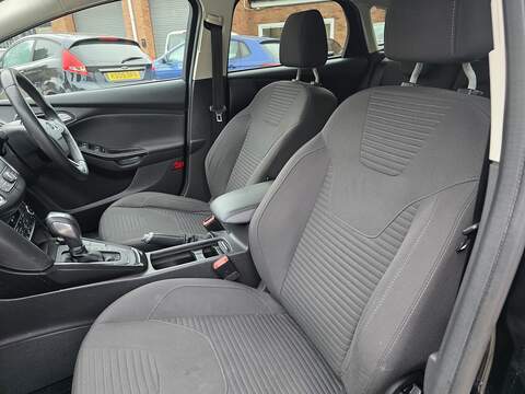 Ford Focus 1.0T EcoBoost Titanium Hatchback 5dr Petrol Auto Euro 6 (s/s) (125 ps) - U2416